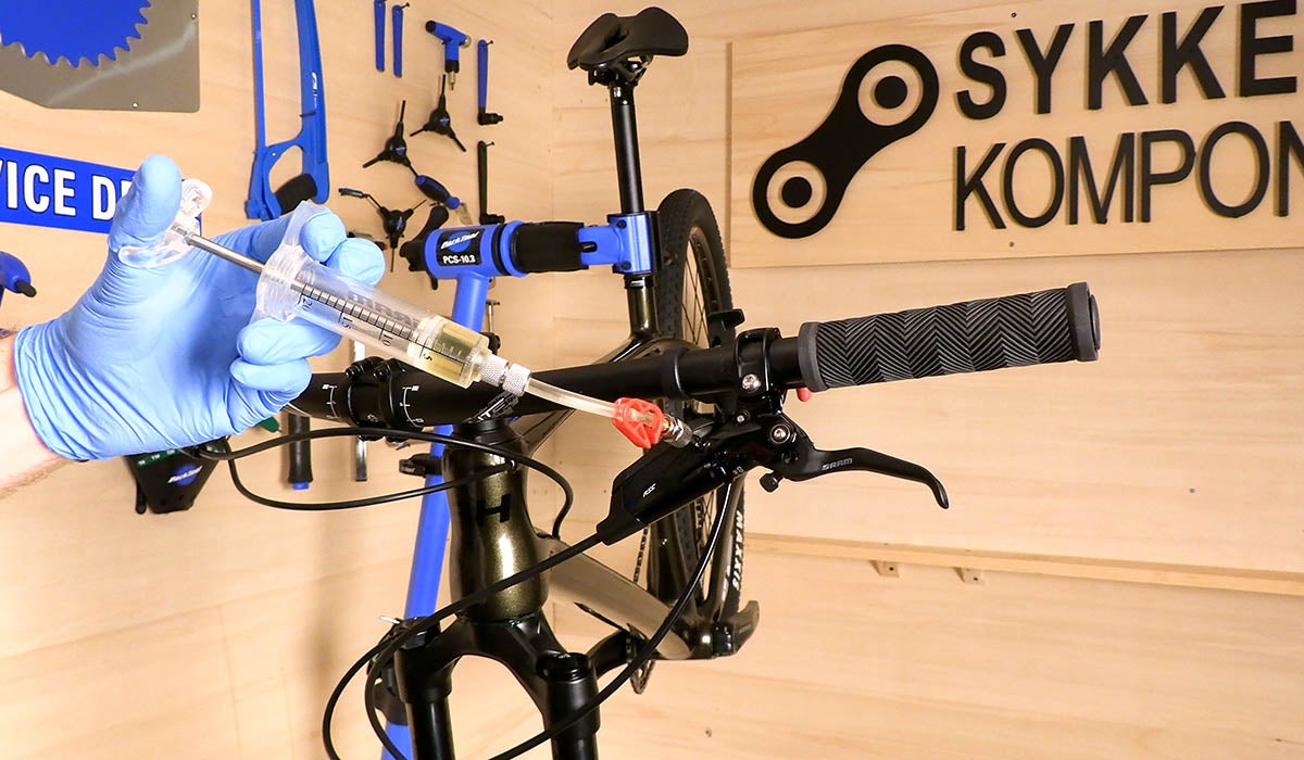 Lufting av hydrauliske SRAM skivebremser med Bleeding Edge