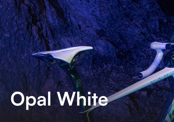B Blokk - Opal White Capsule.png