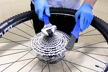 Bytte, demontere og montere en kassett på sykkel